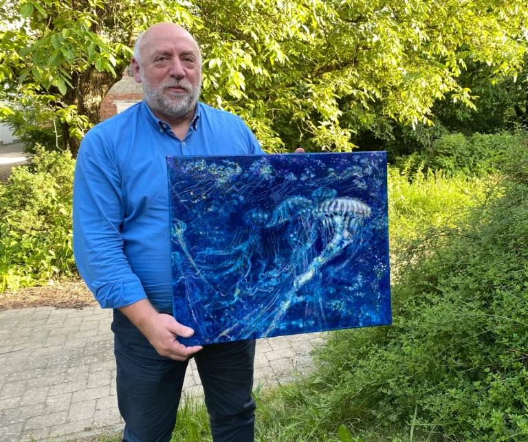 01_2022_50 x 60 cm_Hauptbild_Quallen nachts