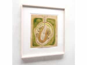 PILZFRAU (Kaiserling Amanita caesarea) Original-Zeichnung 31 x 27 cm, 2017, Graphitstift, Leimfarbe, Schellack auf präpariertem Papier. Handgefertigter Modellrahmen aus Holz 48 x 44 cm, weiß geschlemmt, mit handgefärbter Sichtleiste mit Normalglas.