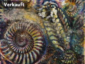 AMMONIT AMALTHEUS - Original-Ölbild 50 x 60 cm, 2023, Ölfarbe, irisierende Acrylfarben, Schellack, Walnuss-Sud, Erde, Glitter auf Leinwand